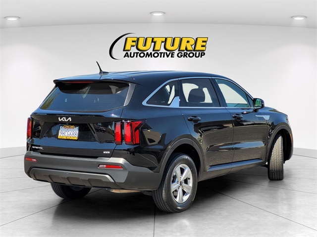 Vehicle image 5 of 27