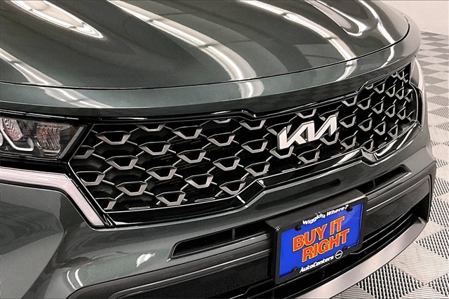 Vehicle image 31 of 39