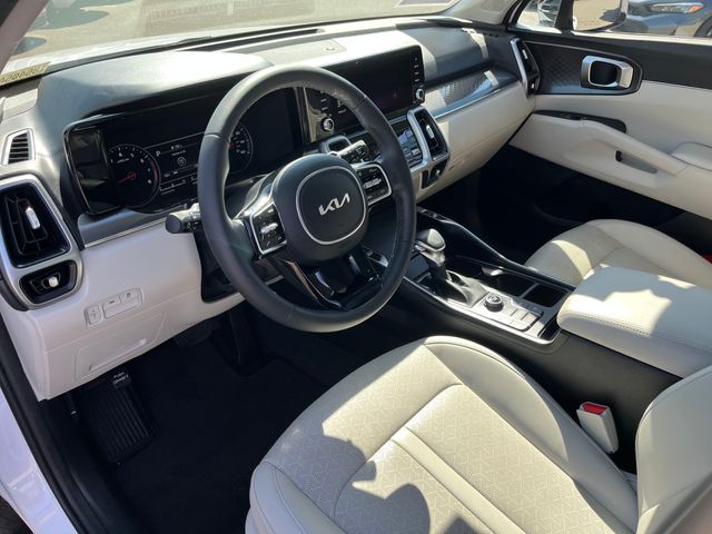Vehicle image 12 of 32