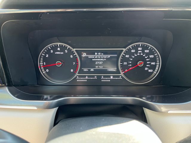 Vehicle image 26 of 32