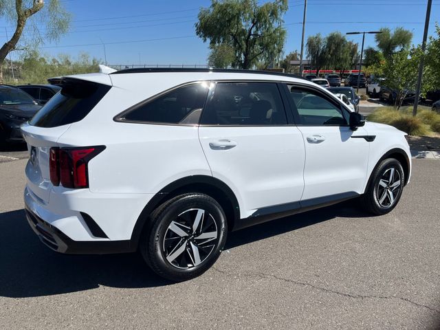 Vehicle image 5 of 32