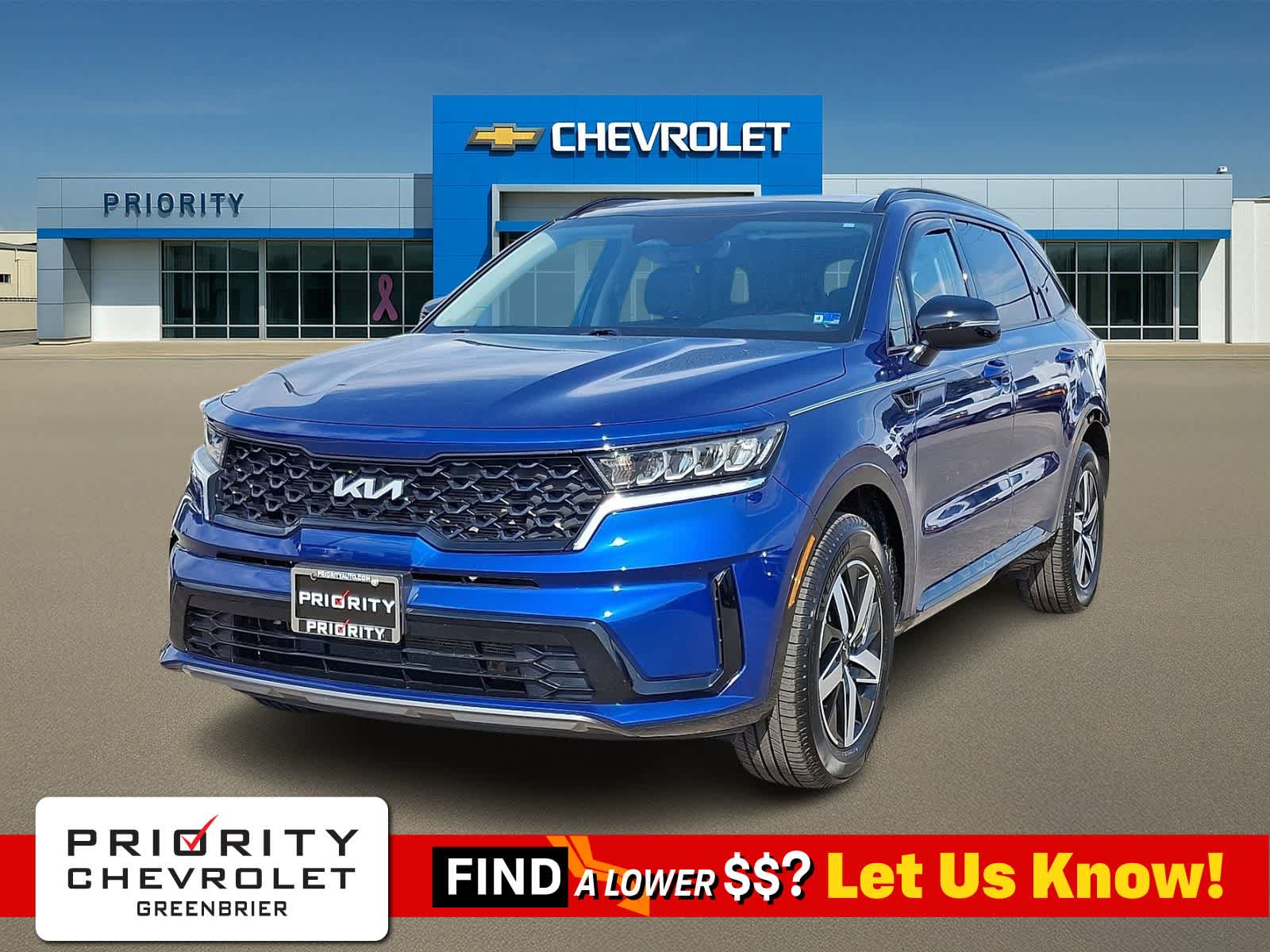 2023 Kia Sorento S Image 2 of 37