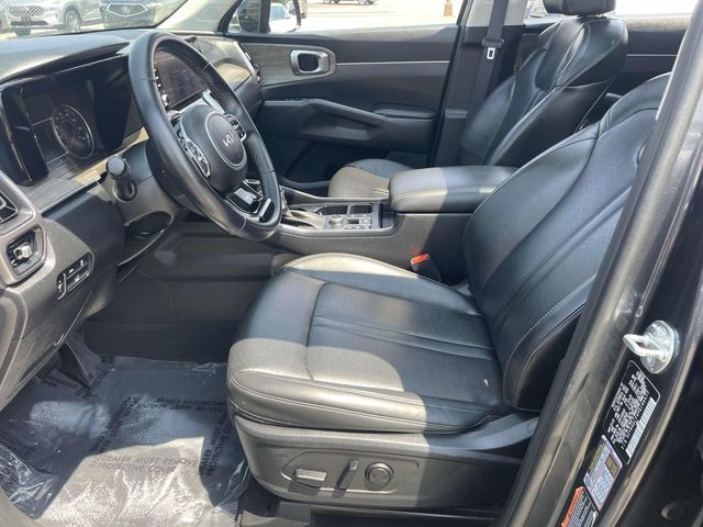 Vehicle image 23 of 39