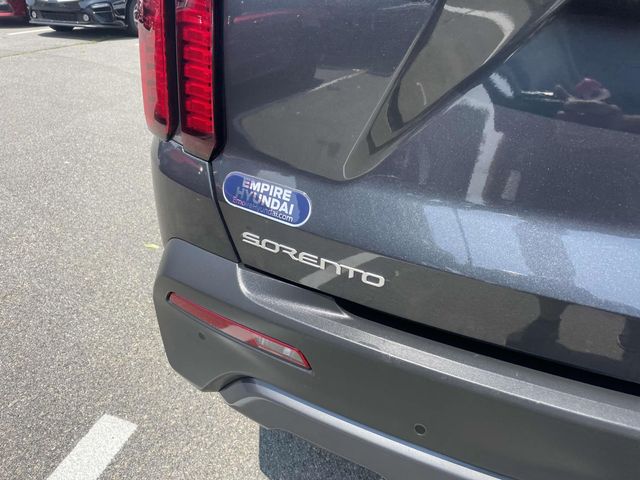 Vehicle image 10 of 39