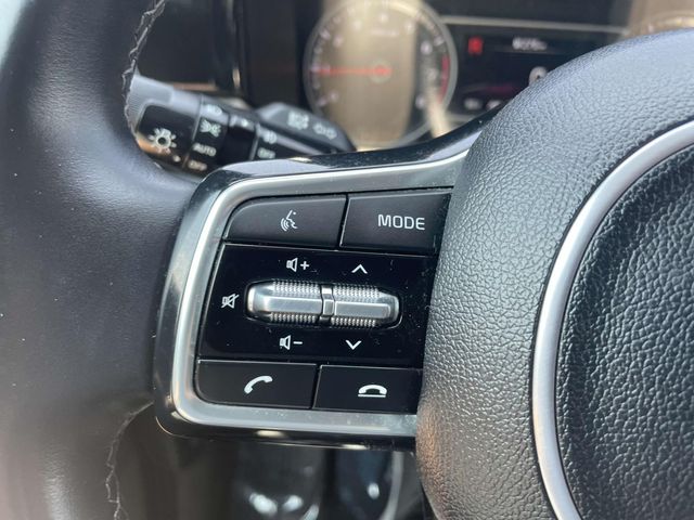 Vehicle image 36 of 39