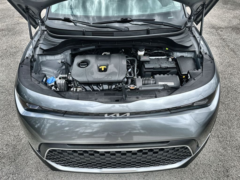 Vehicle image 29 of 34