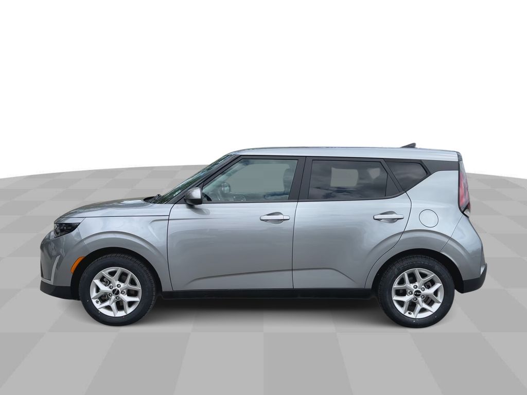 Vehicle image 9 of 34