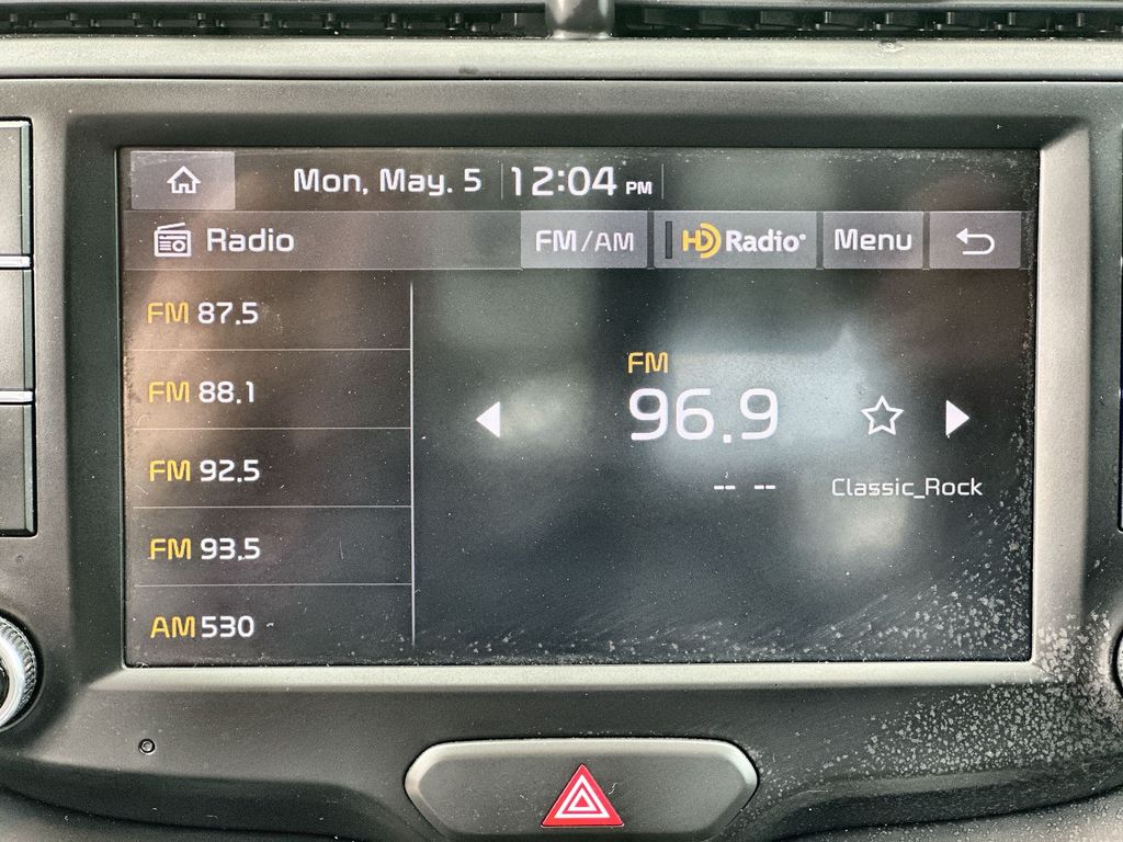 Vehicle image 13 of 34