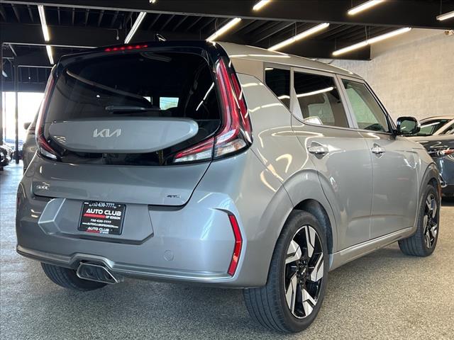 Vehicle image 2 of 25