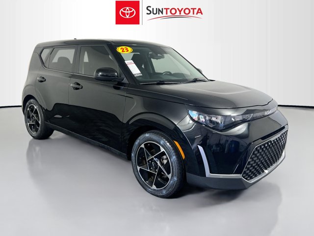 2023 Kia Soul EX Image 3 of 43