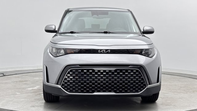 2023 Kia Soul EX Image 2 of 33
