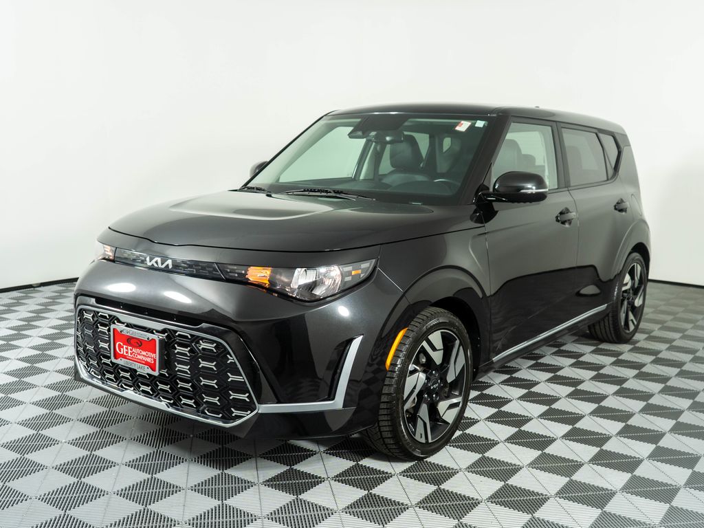 2023 Kia Soul GT-Line Image 1 of 33