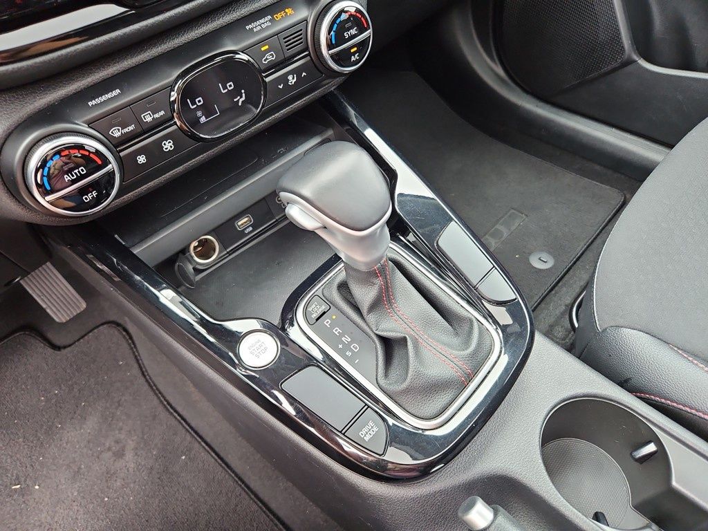 Vehicle image 24 of 34