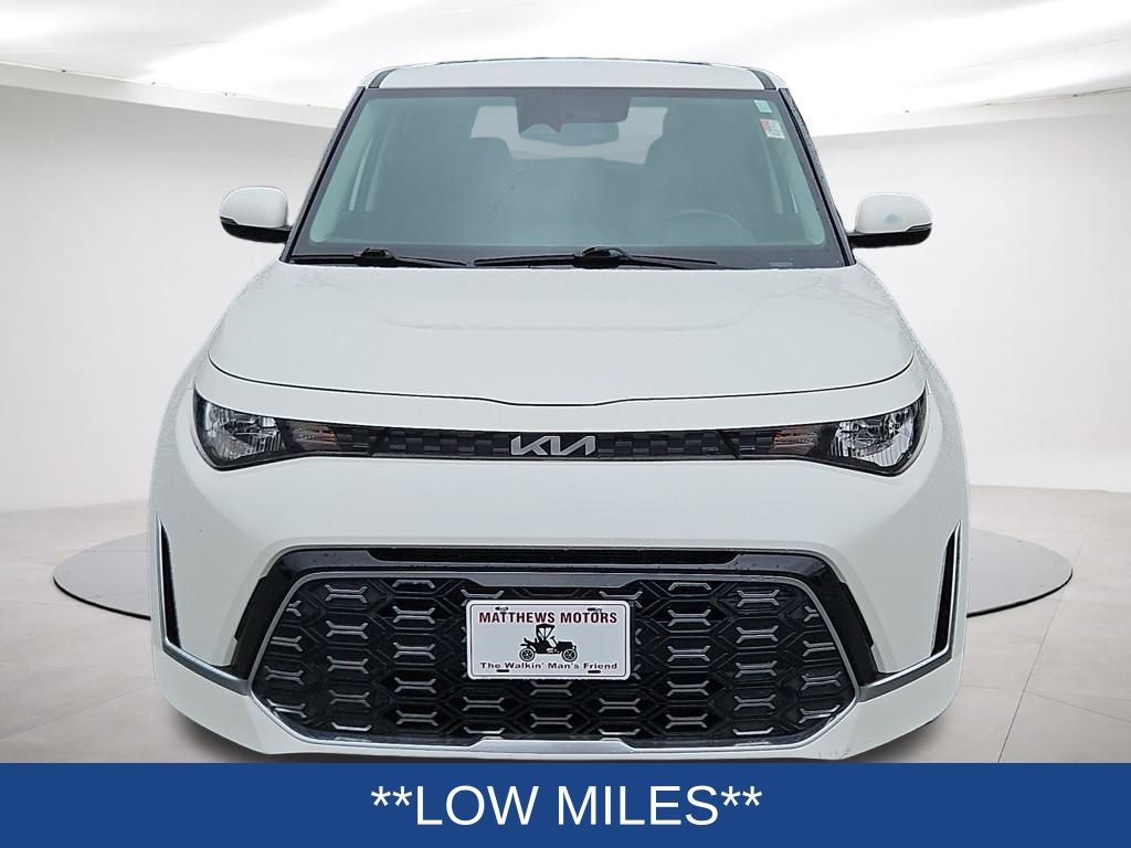 Vehicle image 2 of 34