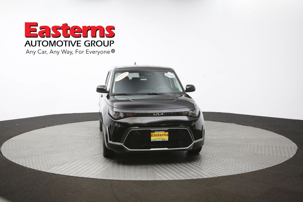 Vehicle image 26 of 61