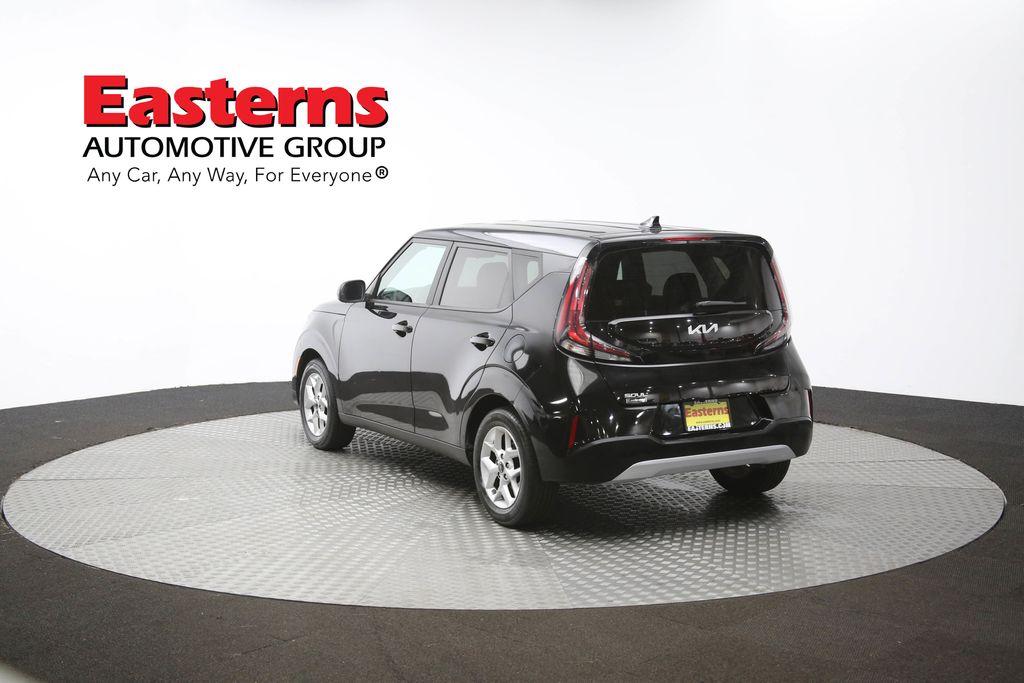 Vehicle image 35 of 61