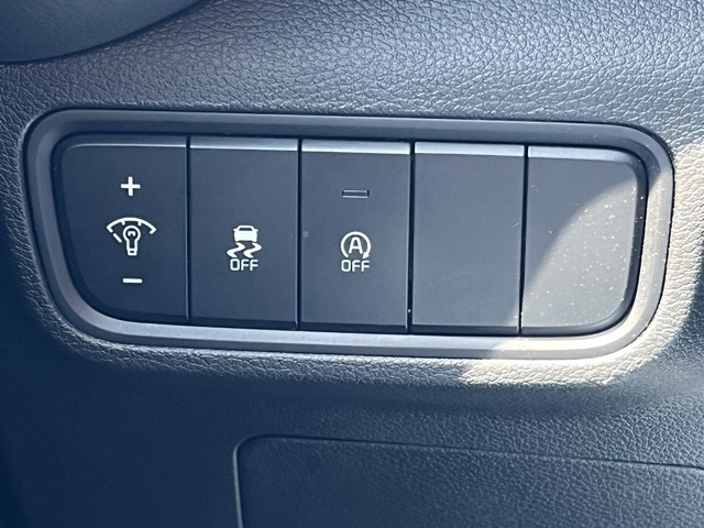Vehicle image 22 of 30