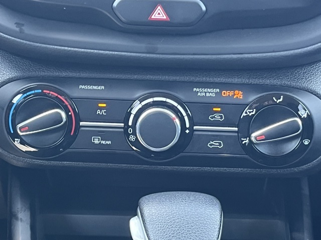 Vehicle image 26 of 30