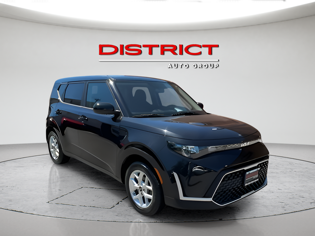 2023 Kia Soul LX Image 3 of 29