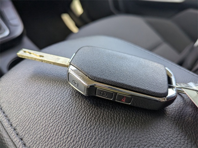 Vehicle image 24 of 31