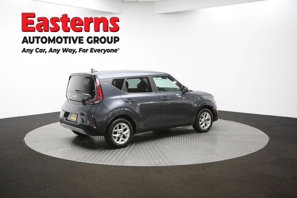 2023 Kia Soul LX Image 22 of 62