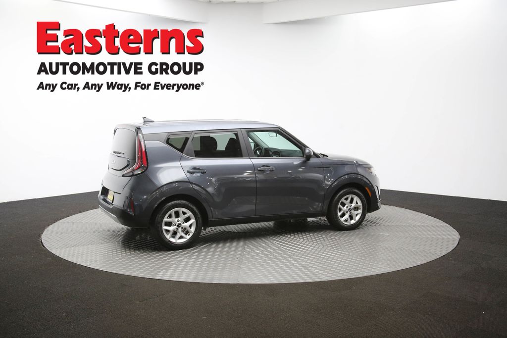 2023 Kia Soul LX Image 20 of 62