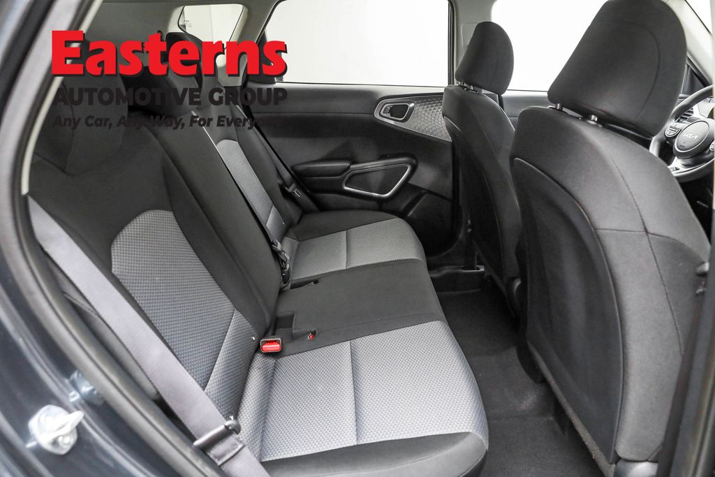 2023 Kia Soul LX Image 44 of 62