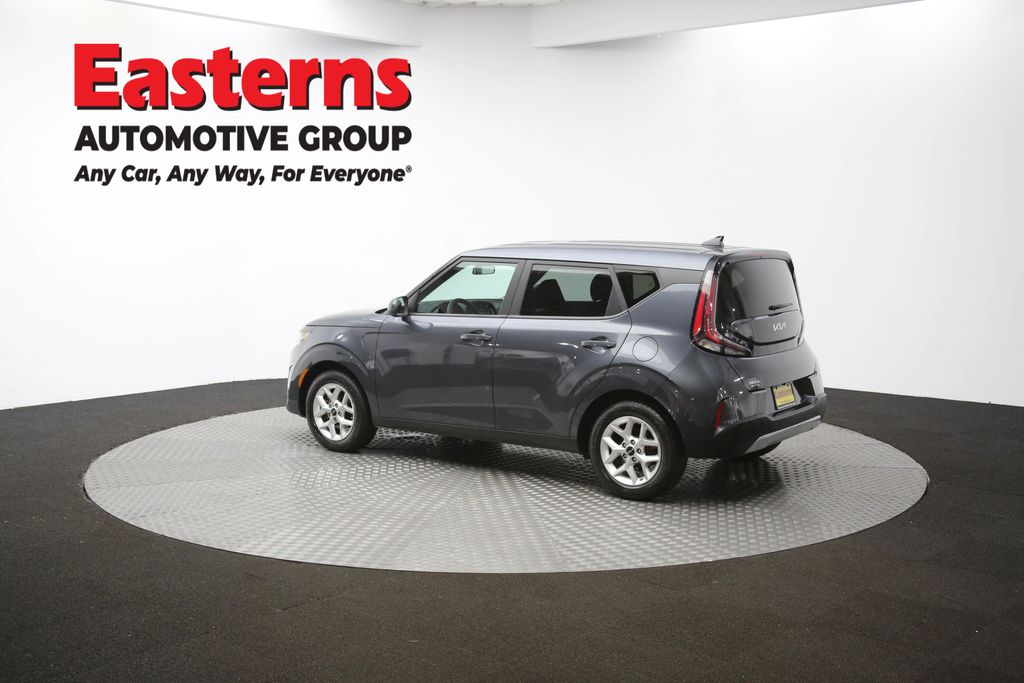 2023 Kia Soul LX Image 32 of 62