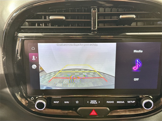 Vehicle image 12 of 31