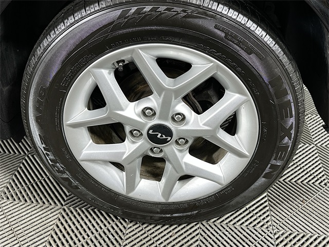 Vehicle image 31 of 31