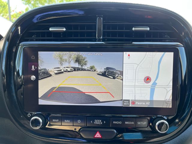Vehicle image 26 of 29