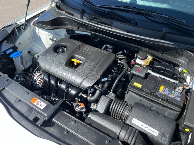 Vehicle image 21 of 29