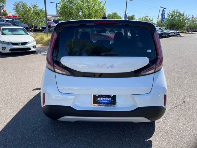 Vehicle image 14 of 29