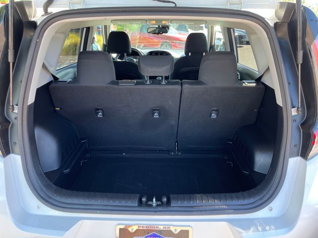Vehicle image 15 of 29