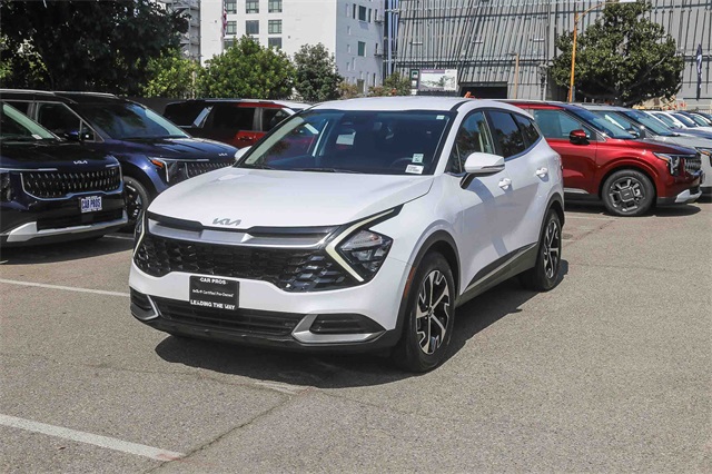 2023 Kia Sportage EX Image 1 of 30