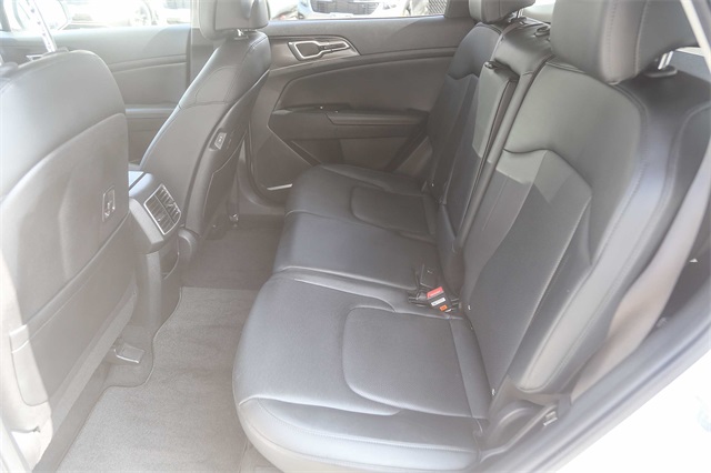 2023 Kia Sportage EX Image 14 of 30