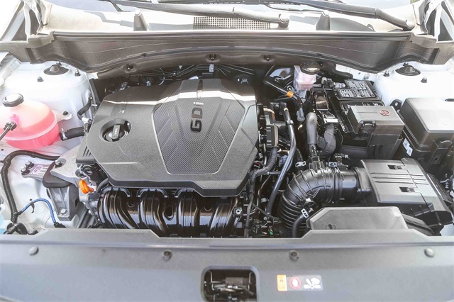 2023 Kia Sportage EX Image 8 of 30