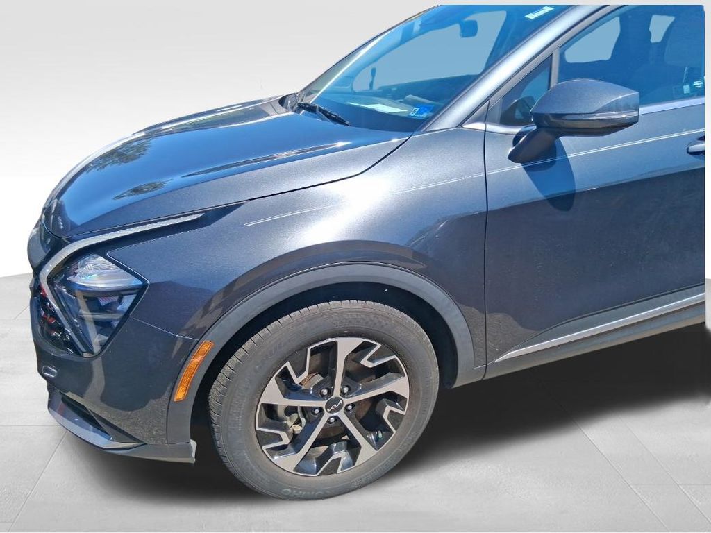 2023 Kia Sportage EX Image 1 of 15