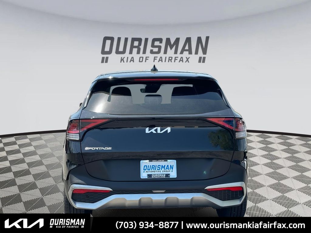 Vehicle image 23 of 25
