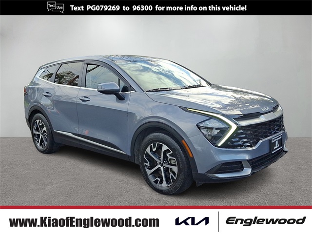 2023 Kia Sportage EX Image 3 of 30