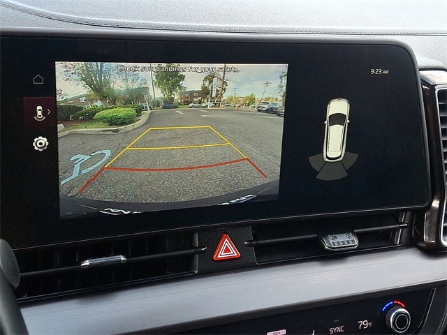 2023 Kia Sportage EX Image 17 of 30