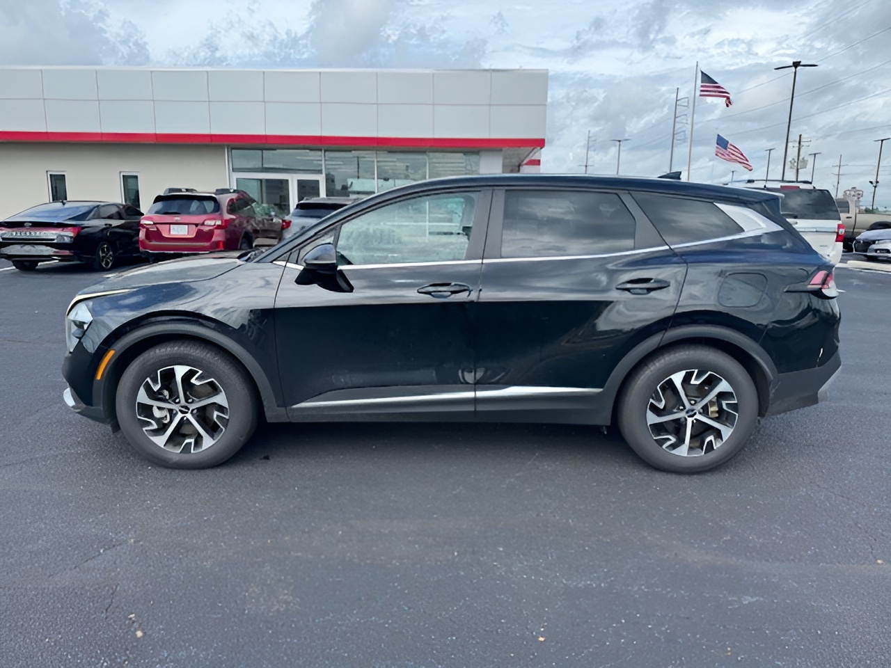 Vehicle image 16 of 16