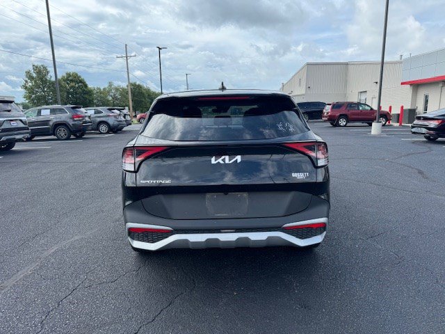 Vehicle image 6 of 16
