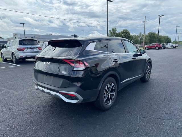 Vehicle image 5 of 16