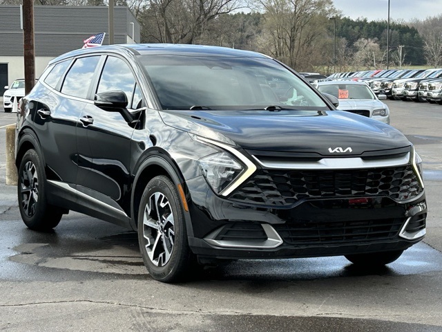 Vehicle image 11 of 48