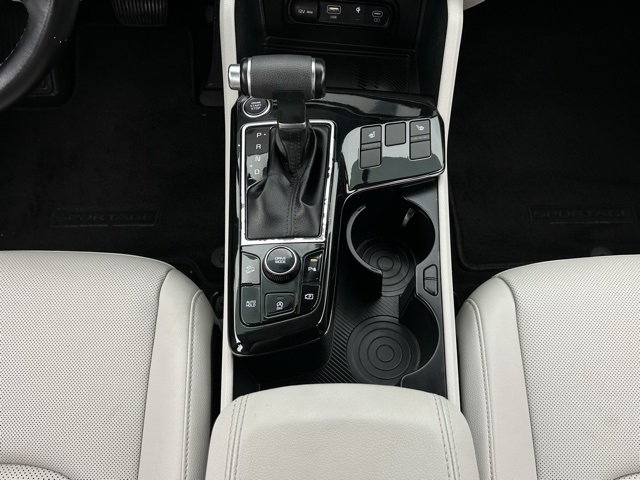 Vehicle image 39 of 48