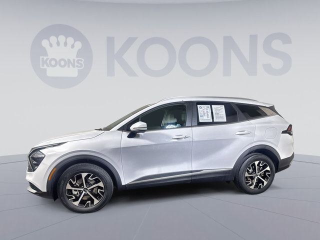 2023 Kia Sportage EX Image 2 of 25