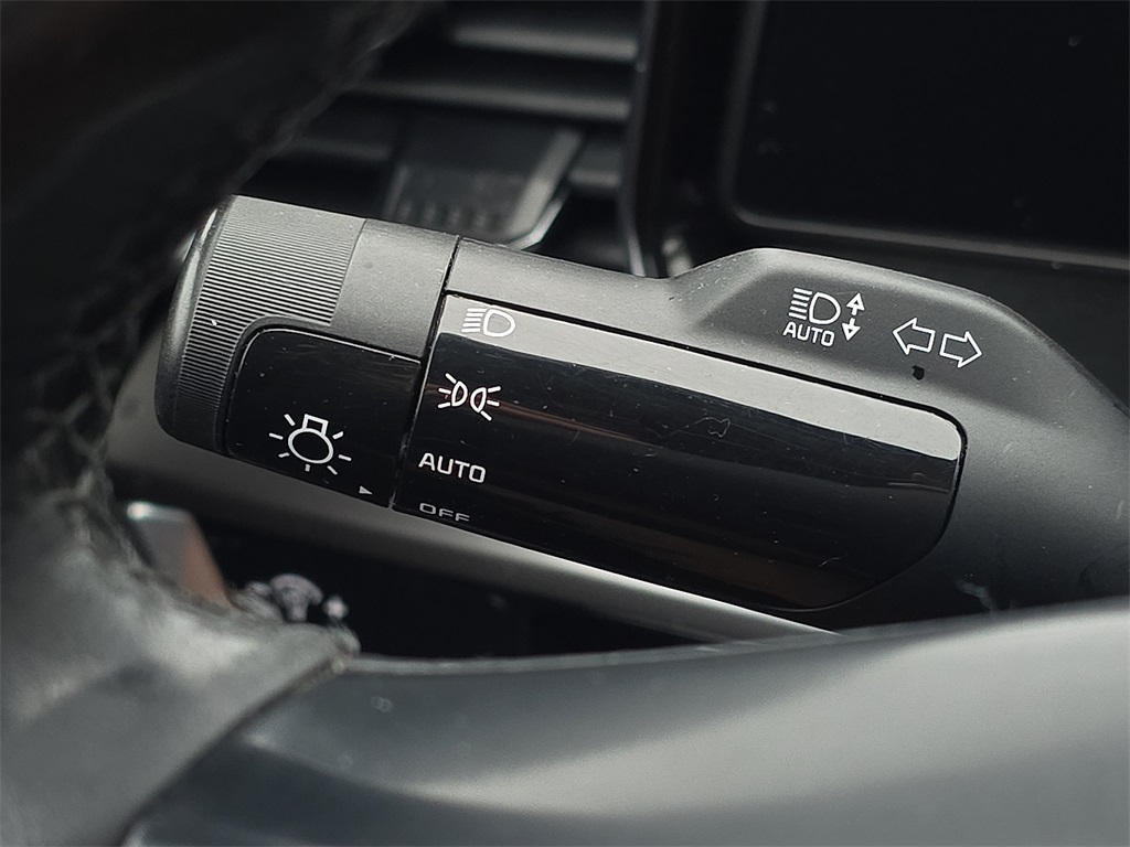 2023 Kia Sportage EX Image 27 of 30