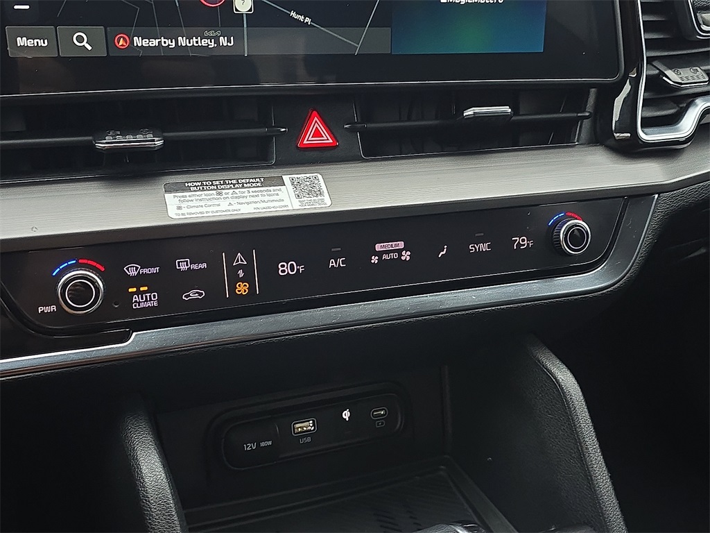 2023 Kia Sportage EX Image 17 of 30