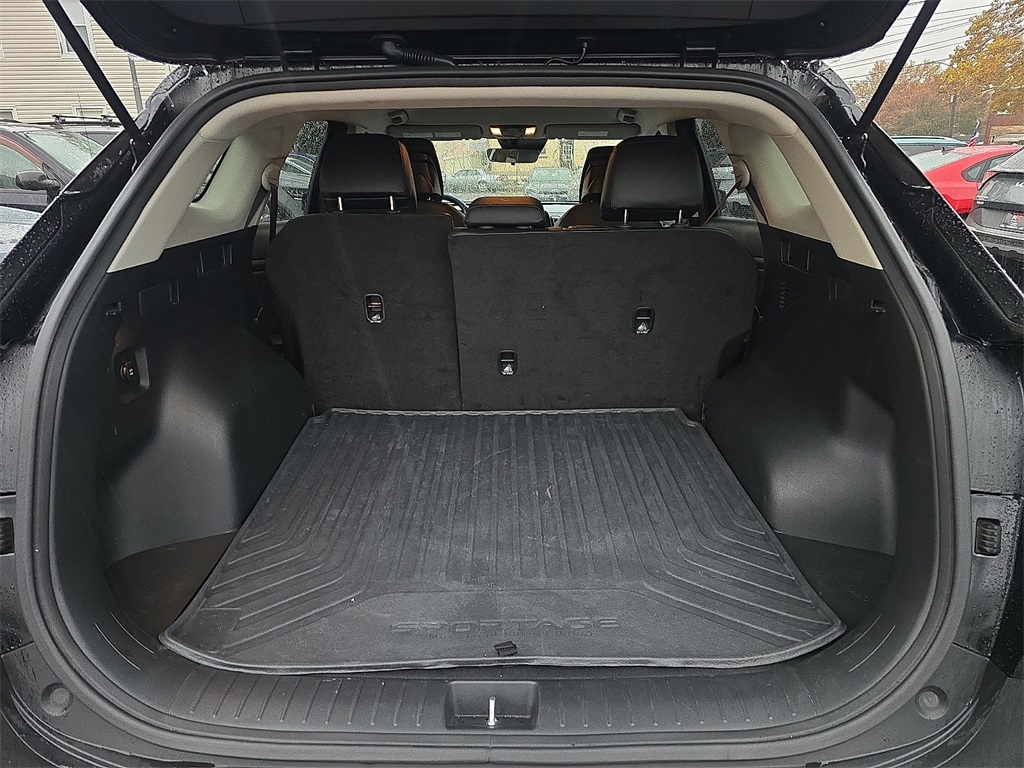 2023 Kia Sportage EX Image 9 of 30